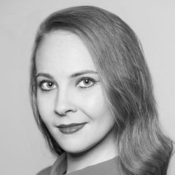Евгения Хитрина