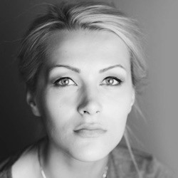 Анна Антонова