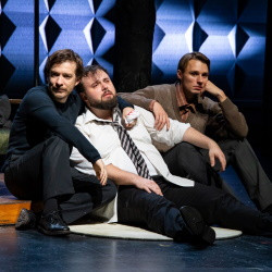 Cцена из «Сергеев и городок»