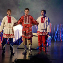 Два клёна