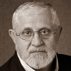 Александр Славутский