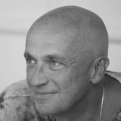 Виктор Крамер