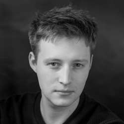 Дмитрий Лломакин