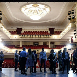 Волшебный мир кулис