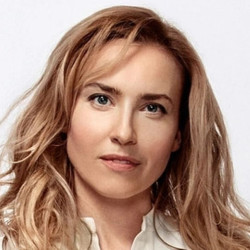 Юлия Александрова
