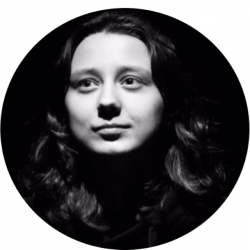Алёна Волкова