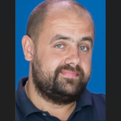 Петр Окунев