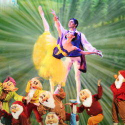 Белоснежка и семь гномов