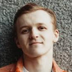 Илья Кабальниченко