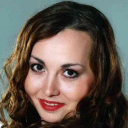 Айгуль Ахметова