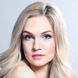 Анна Фирсова