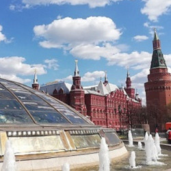 Москва - столица нашей Родины (авто. обзорная экскурсия по городу + экскурсия по территории Кремля (возможна аудиоэкскурсия)