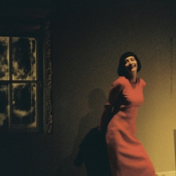 Cцена из «Мама»