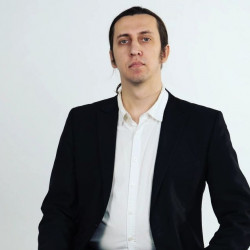 Александр Гребенюков