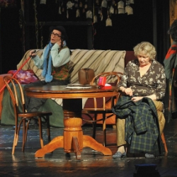 Scene from «Дорогая Памела, или Как пришить старушку»