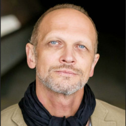 Александр Лебедев