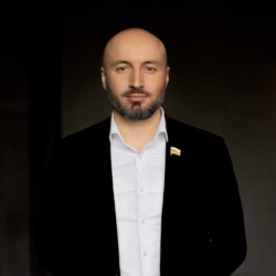 Чермен Дудати
