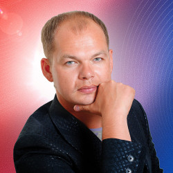 Алексей Брянцев