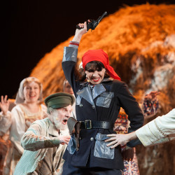 Scene from «Бабий бунт в нашем колхозе»