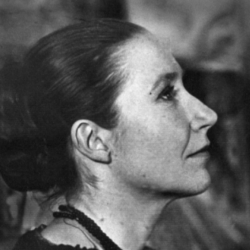Алина Спешнева