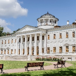Русский Парнас Остафьево, шедевр барокко в Дубровицах