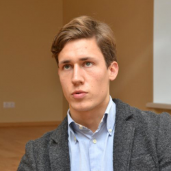 Георгий Сурков