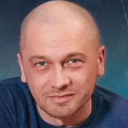 Евгений Макаренко