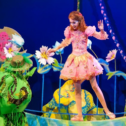 Дюймовочка