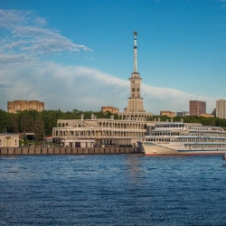 Северный Речной вокзал. Дворец и порт пяти морей (с обедом в историческом ресторане «Волга-Волга» и теплоходной прогулкой, пешеходная)