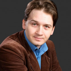 Александр Туманов