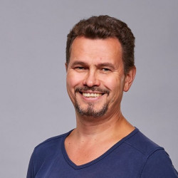Александр Кратиров