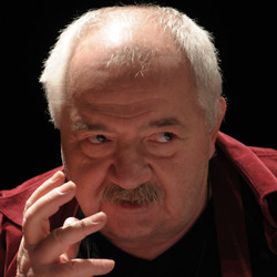 Роберт Стуруа