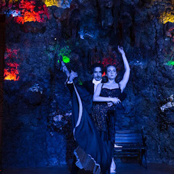 Scene from «Осенние цветы»