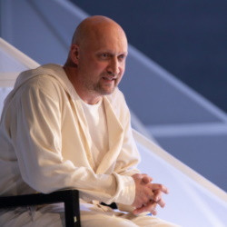 Cцена из «Загадочные вариации»