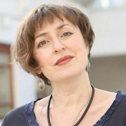 Елена Амирбекян