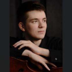 Никита Серов
