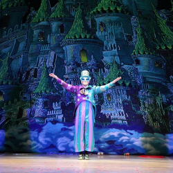 «Волшебник Изумрудного Города» от режиссёра Московского театра Н. Сац В. Меркулова