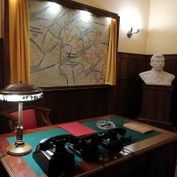 Бункер Сталина в Измайлово с бокалом любимого вина тов. Сталина