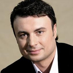 Максим Новиков