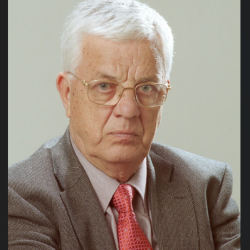 Раймонд Паулс