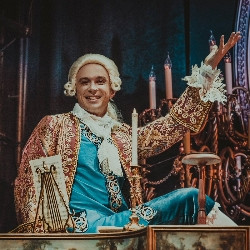 Амадей