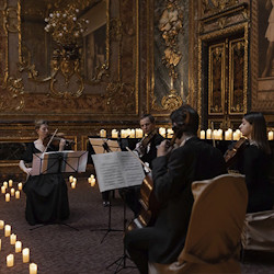 Магия свечей «Шедевры неоклассики: от Ханса Циммера до Людовико Эйнауди»