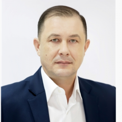 Петр Садовников