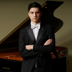 Николай Кузнецов