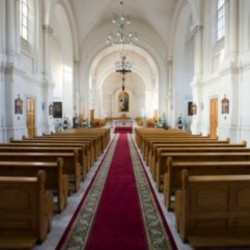 Орган и голос при свечах: Ave Maria и мировые шедевры