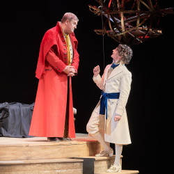 Scene from «Король VS Король»