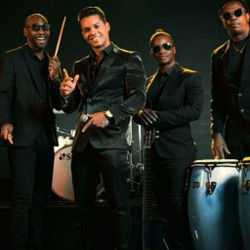 Keneri Alcovel. Cubamania