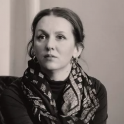 Елена Сластникова