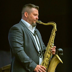 Джазовый бранч с квинтетом Антона Боева