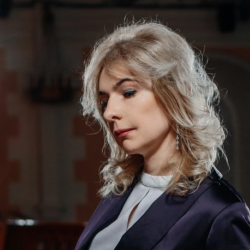 Анна Ветлугина
